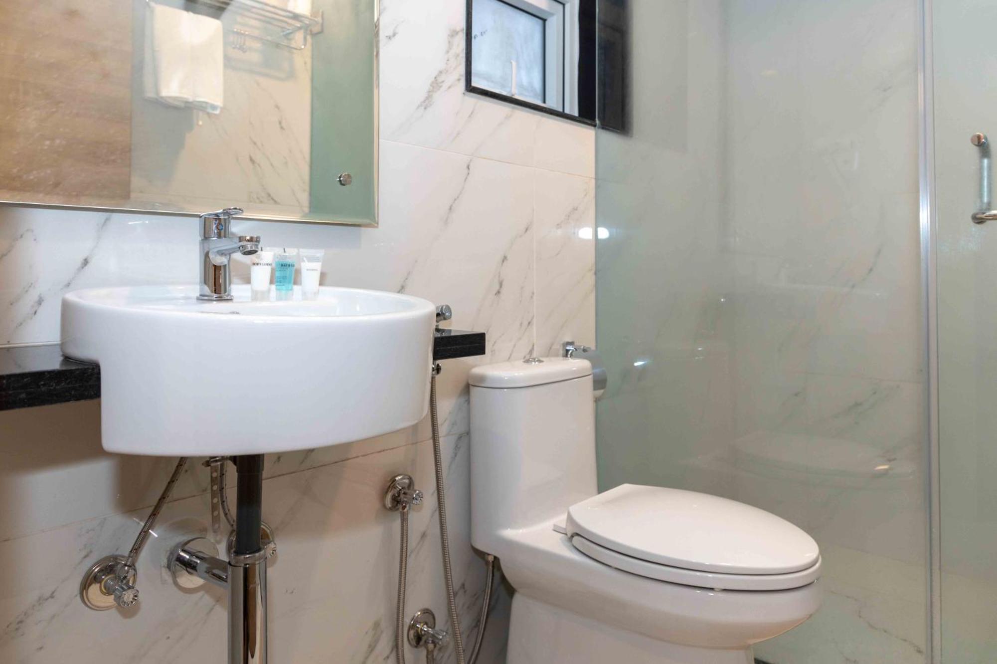 Shuvatara Suites & Spa, Thamel Kathmandu Ngoại thất bức ảnh
